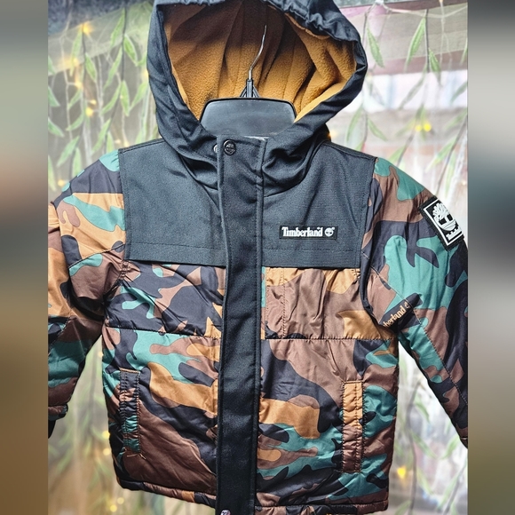 Boys Puffer Jacket - Picture 9 of 9